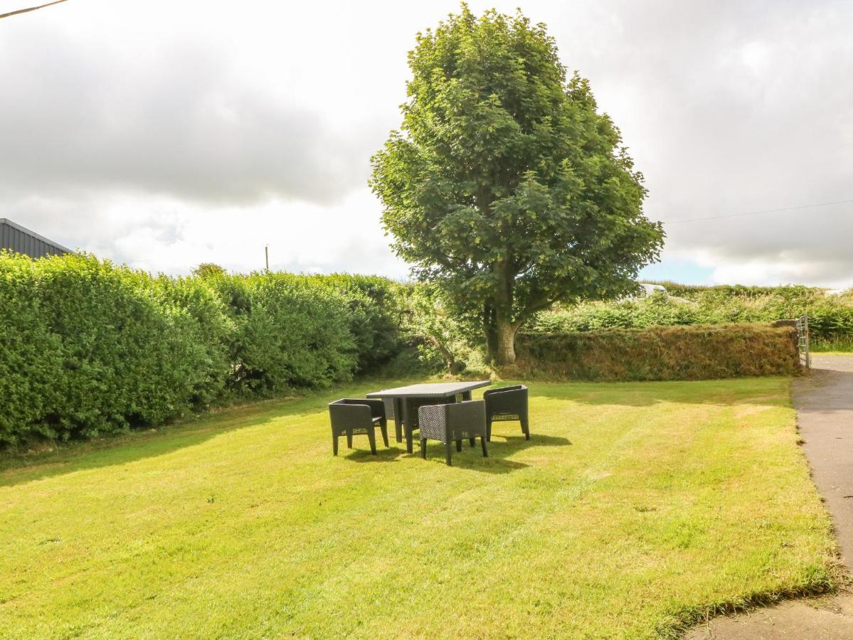 Garreg Lwyd Farm Villa Pwllheli Eksteriør bilde